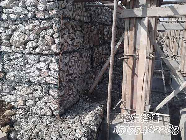 格賓網(wǎng)擋墻