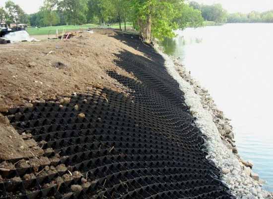 土工格室(蜂巢網(wǎng))